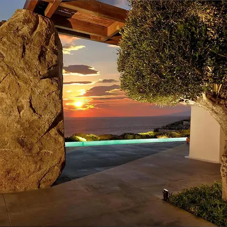 Villa Majestic Mykonos 5 Bedrooms Shannon Private Infinity Pool Sensational Sea Views Agios Ioannis